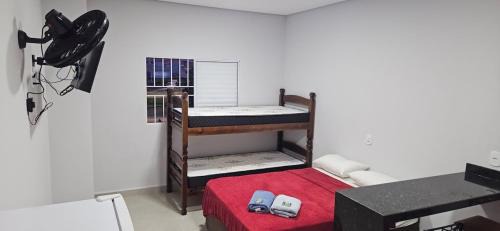 Indaiatuba House | kitnet 7 Paulista Douglas · Loft 7 Espaço Inteiro Vista para o PQ Ecológico