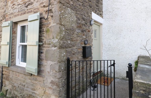 West Witton Cottage | KITTEN COTTAGE, family friendly in West Witton