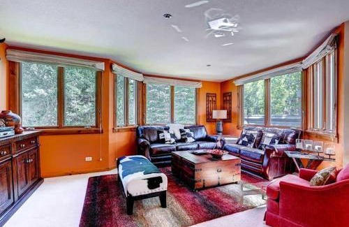 Beaver Creek Apartment | Kiva 336 by East West Hospitality