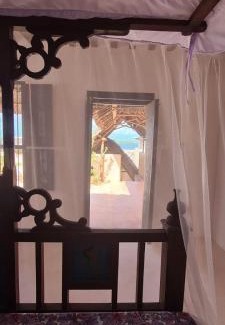 Lamu Bed & Breakfast | Kivundoni House
