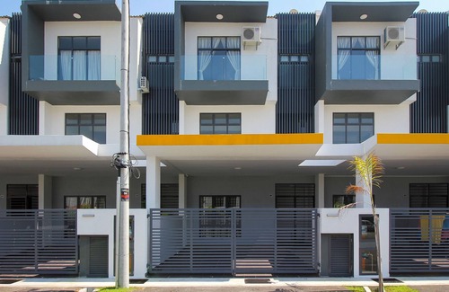 Taman Mahajaya House | KL6, Perfect House for Aces Group Holiday