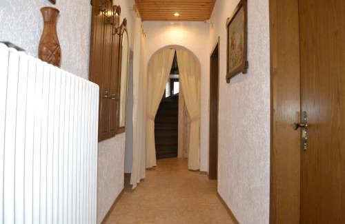 Niederemmel Apartment | Kleines Ferienhaus Nicole