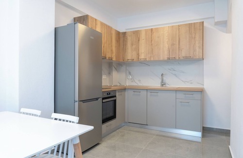 Ofrinion Villa | Kleoniki- Two Bedroom Triplex With Garden