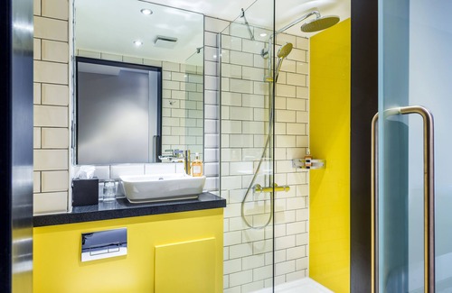 Newington Bed & Breakfast | KM Hotel