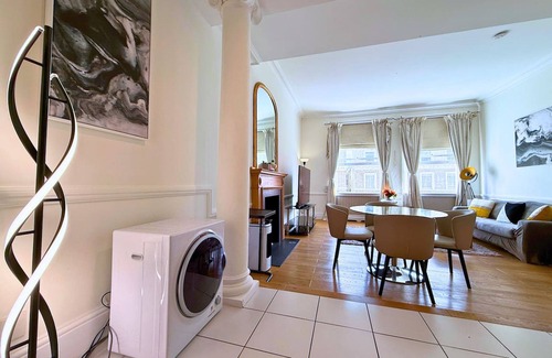 Queen's Gate Apartment | Knightbridge Hydepark 2b2b and Garden