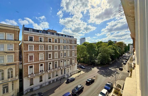 Queen's Gate Apartment | Knightbridge Hydepark 2b2b and Garden