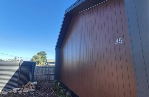 Venus Bay House | Koala Retreat - 3 bed brand new home near the Beach & Riverside ~Linen~Fast WiFi