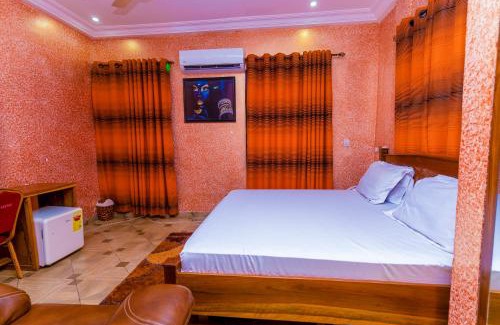Kumasi Hotel | Kobby Keach K Hotel