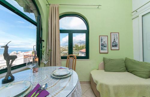 Bidol Apartment | Komfortable Ferienwohnung Mit Balkon