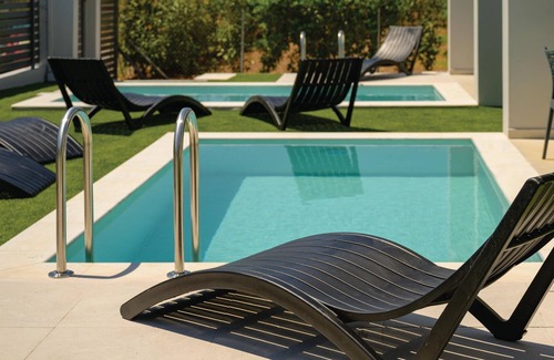 Spata-Artemida Villa | Komos Villas by Airstay