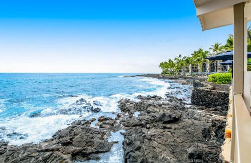 Kailua-Kona Apartment | Kona Riviera Villa #101