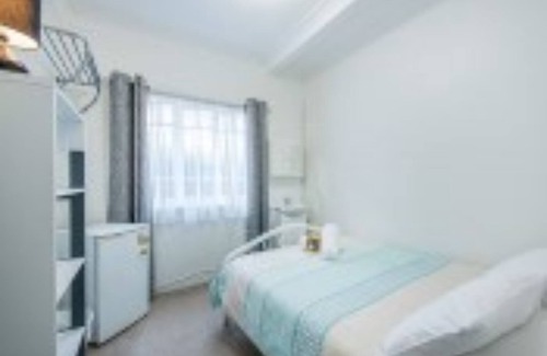 Spring Hill House | Kookaburra Inn