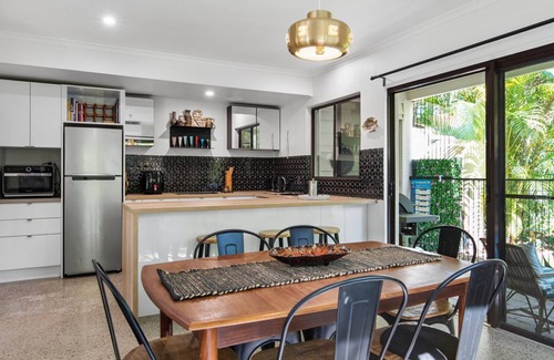 Noosaville Villa | KOOL PLACE Close to the River