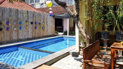Downtown Kuta Hotel | KoolKost at Poppies Lane Street - Minimum stay 30 nights