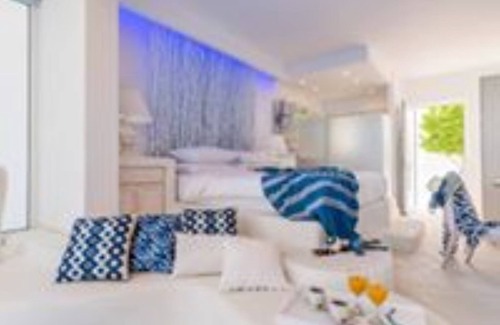 Faliraki House | Kouros Home Hotel