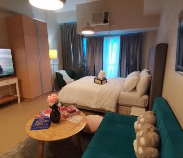 Bagumbayan Apartment | Kozy Mood Studio - 19N Renoir