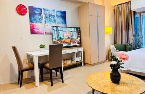 Bagumbayan Apartment | Kozy Mood Studio - 19N Renoir