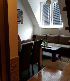 Lisina Apartment | kraljevski apartman