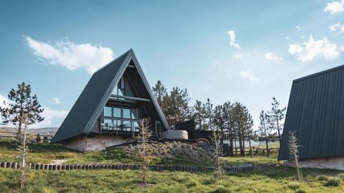 Kremna Ski Chalet | Kremna Concept