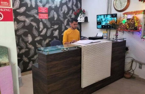 Gomti Nagar Hotel | Krishna Galaxy