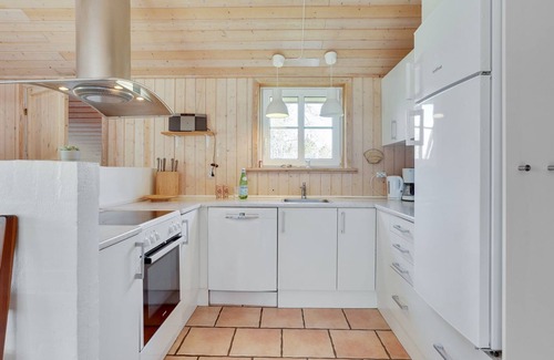 Hou House | "Kristián" - 400m from the sea by Interhome