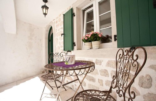 Krk House | KrkTownhouse - 40m from the sea