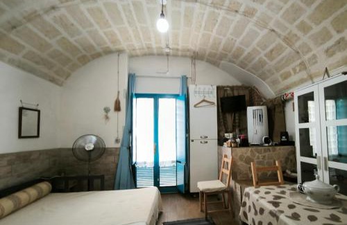 Grottaglie House | Kryptàdion