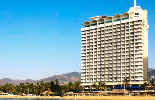 Costera Acapulco Hotel | Krystal Beach Acapulco