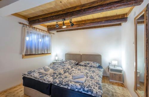 Gospic Apartment | Kuća za odmor - POD VELEBITOM