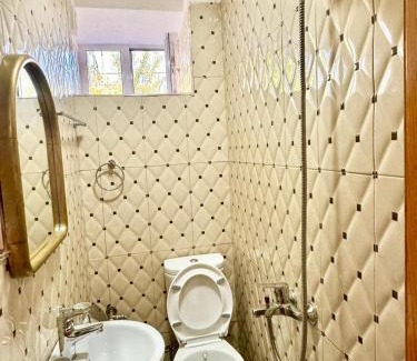 Gjirokaster House | Kubeja Guest House