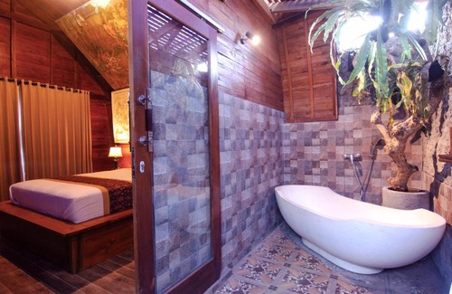 Batuan Cabin | Kubu Kayana Batuan