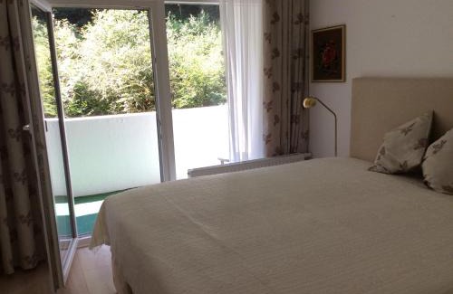 Bad Harzburg Apartment | Kurhaus Apartment King Size Bett 180x200