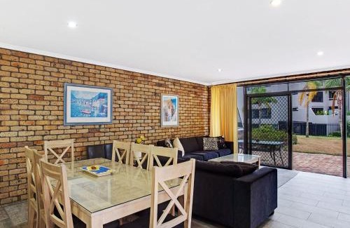 Nelson Bay House | Kurrawa Close 2 14