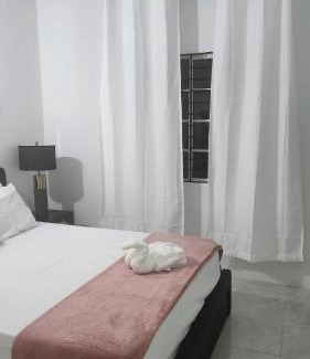Discovery Bay House | KV cozy escape