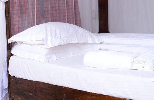 Mwanza Hotel | KWATUNZA BEACH LAND, IS THE BEST HOTEL THAT OFFER ACCOMODATION AND EVERTHING.