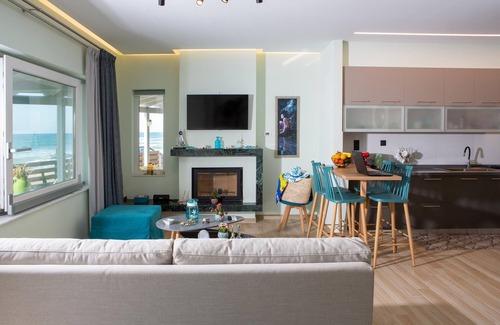 Kokkini Chani House | Kyma Suite on the Beach by Estia