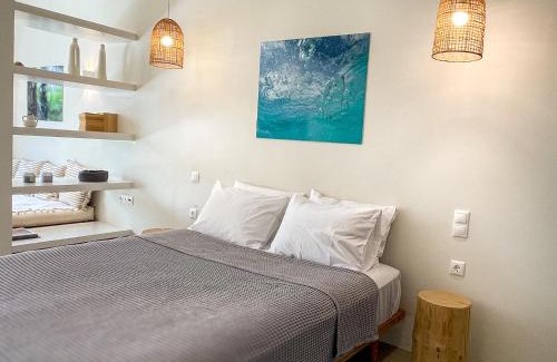 Pilalimata Apartment | Kynthia Suite - Escape to Seaside Makry Gialos