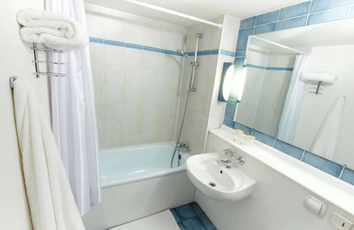 Gonesse Hotel | Kyriad Direct Le Bourget - Gonesse