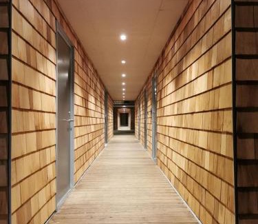 Aahus Apartment | Lägenhet på stranden i Åhus med havsutsikt och närhet till Spa & utomhuspool