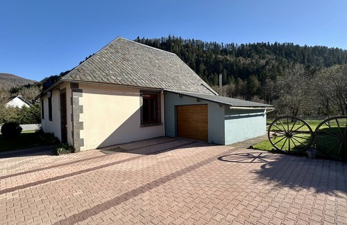 Mont-Dore Ski Chalet | L'école du Hameau - Mont Dore 9 pers