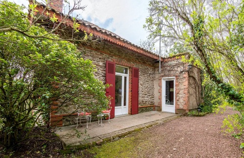 Thouars House | L’Écrin de Verdure - Pavillon avec SPA privatif