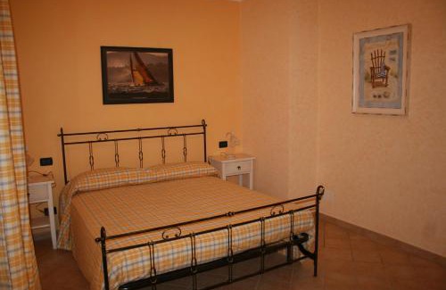 Finale Ligure Bed & Breakfast | L'Allegra Brigata