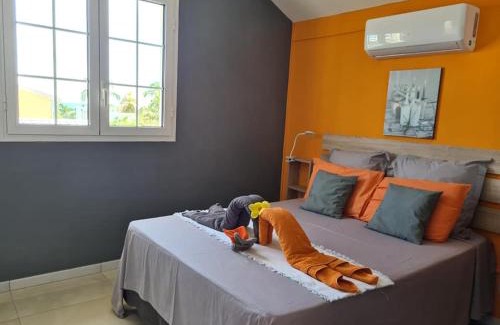 La Saline Les Bains Apartment | L appart du trou d eau