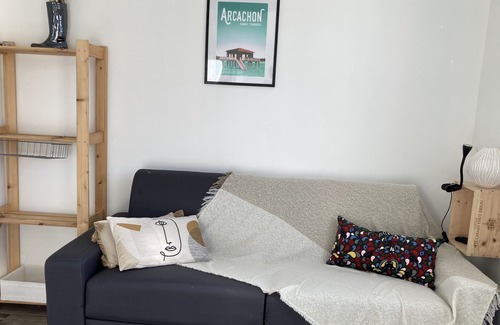 Begles Apartment | L'Arcachonaise - cozy studio with garden in Bègles