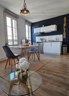 Saint-Valery-en-Caux Apartment | L'atelier- Duplex Vue magnifique sur le port-