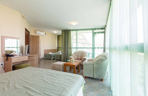 Sunny Beach Hotel | L&B Hotel