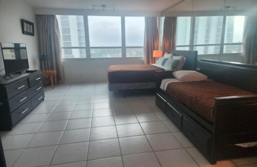 Mid Beach Apartment | L&D Vacations Rentals