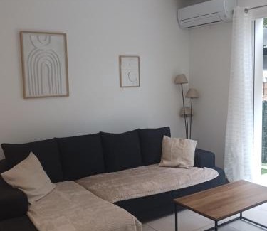 Thuir Villa | L'Eden des Aspres Villa plain pied T4 avec Jardin, terrasse, BBQ & Wifi