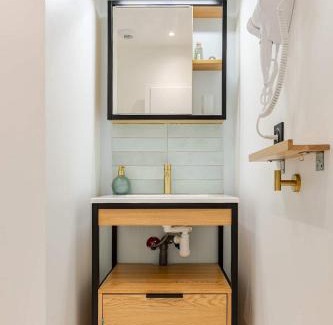 Lomme Apartment | L'Elégance, Suite Premium - Lille Lomme - Netflix