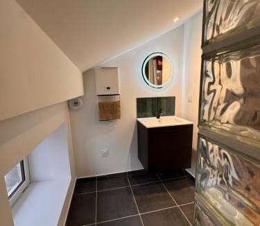 Pelussin Apartment | L'Emeraude By Clem
